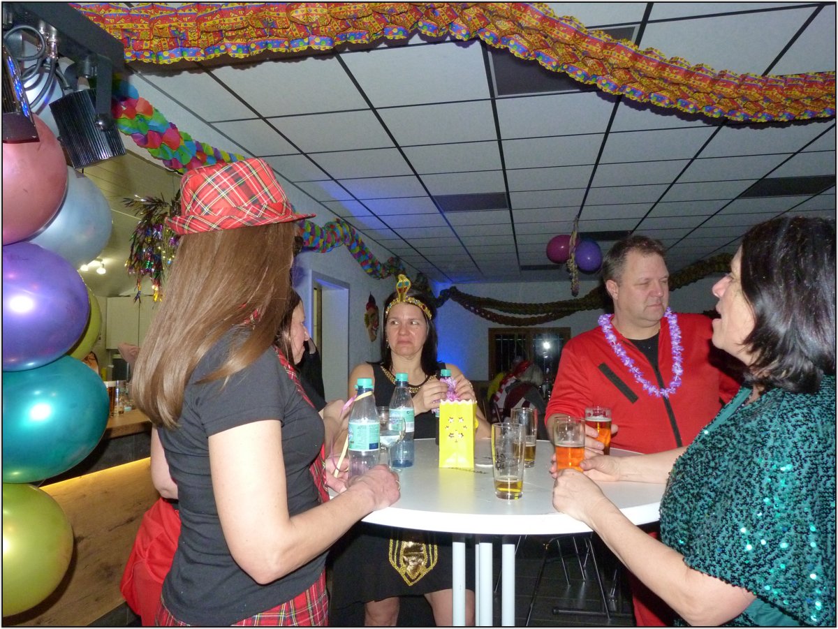 karneval_oelgershausen_2023___126_.jpg